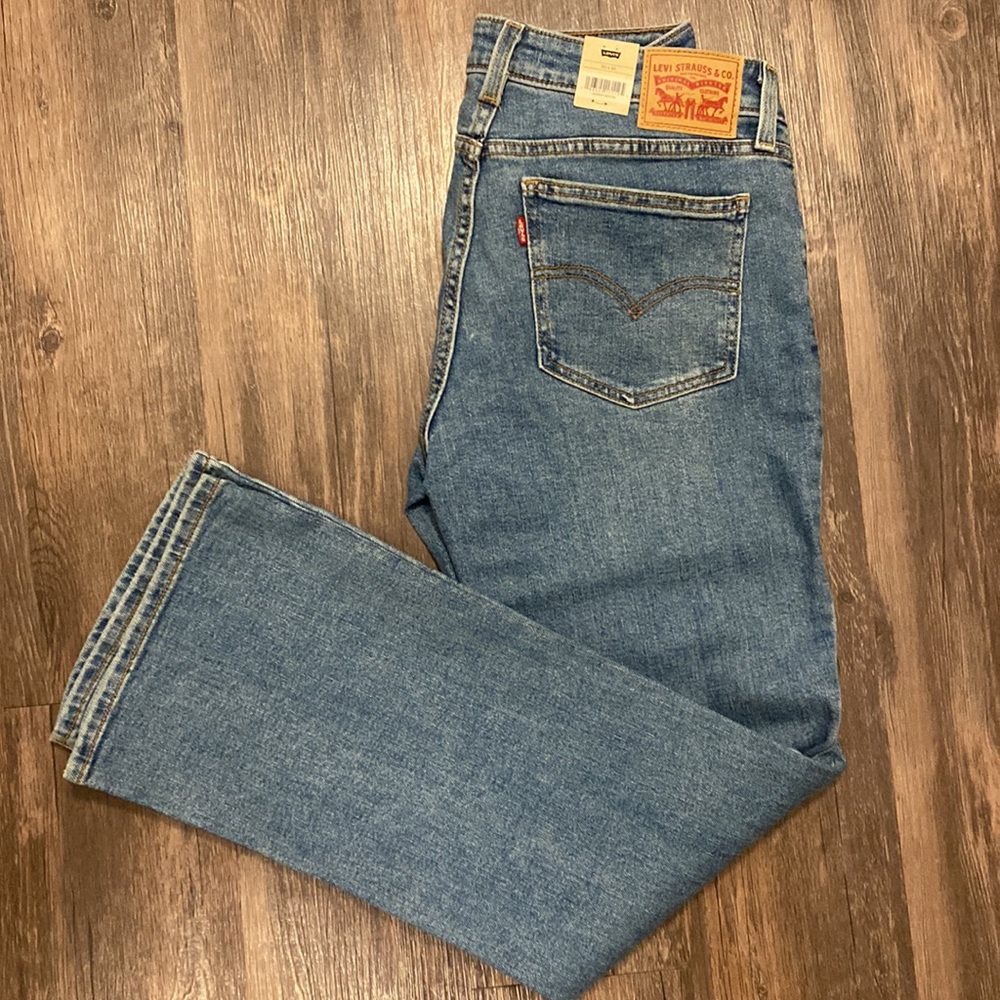 Levi’s super low boot cut women’s jean